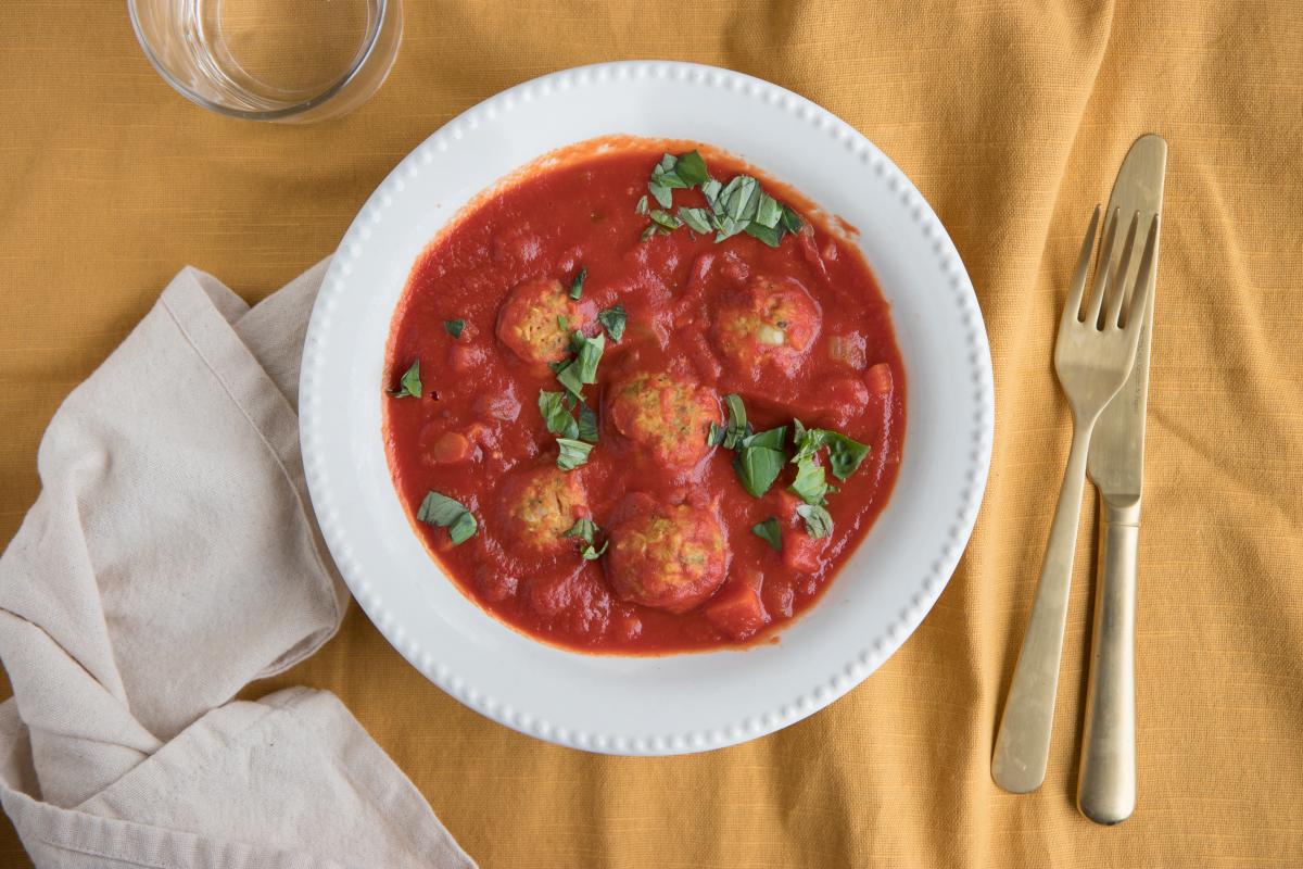 Boekoeloekoe italiaanse balletjes in tomatensaus